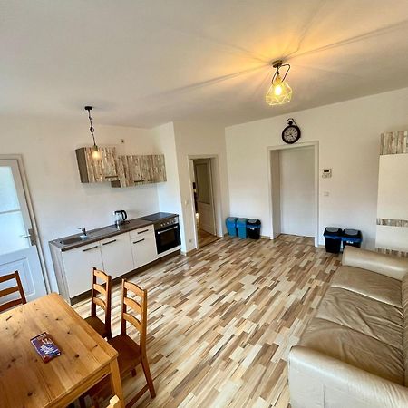Monteurwohnung Leoben, Zentral Leoben  Kültér fotó